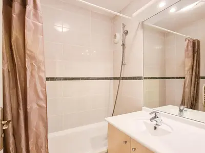 a bathroom with a sink and a shower at Appartement 6 pers. confortable à Flaine avec balcon - FR-1-425-148 in Flaine