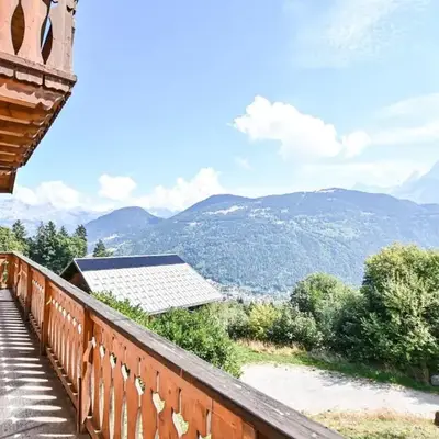 Nice Peaceful Cottage With Garden And Balcony