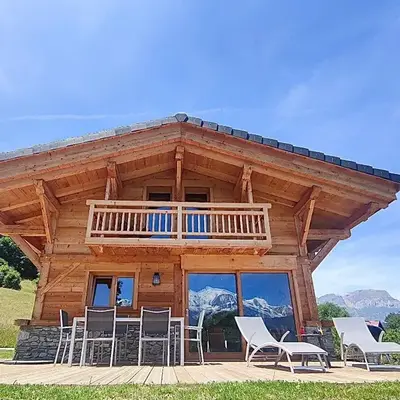 Chalet récent vue panoramique sur le MONT-BLANC