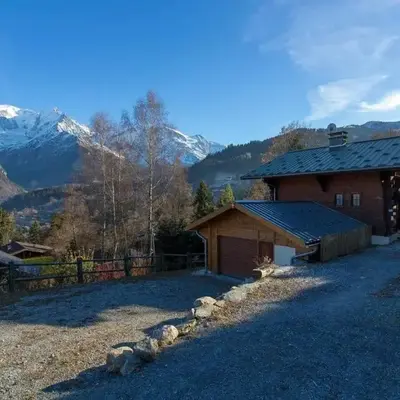 Chalet spacieux à Saint-Gervais-les-Bains avec vue montagne