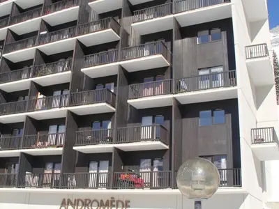 an apartment building with balconies on the side of it at Studio lumineux avec balcon et casier à ski proche des pistes - FR-1-425-185 in Arâches-la-Frasse