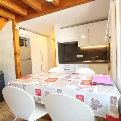 Charmant studio duplex rénové