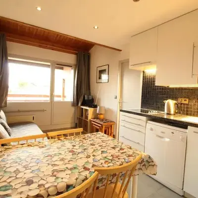 Appartement rénové 2 pièces
