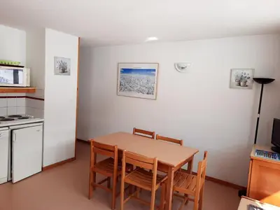 a small room with a bunk bed and a mirror at 3 Pièces au pied des pistes - Morillon 1100, 6-7 pers, TV - FR-1-815-89 in Morillon