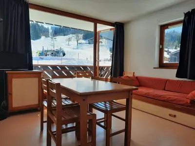 a bathroom with a toilet and a tub and a sink at 3 Pièces au pied des pistes - Morillon 1100, 6-7 pers, TV - FR-1-815-89 in Morillon
