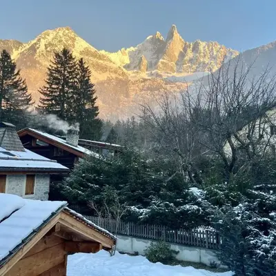 Le Chaney - T2 dans chalet - Massif du Mont-Blanc