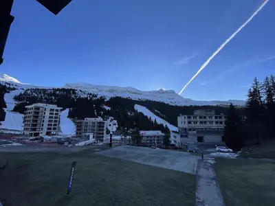 a view of a ski resort with mountains in the background at Studio cosy Flaine Forum, balcon sud, à deux pas des pistes, idéal 3 pers. - FR-1-687-114 in Arâches-la-Frasse