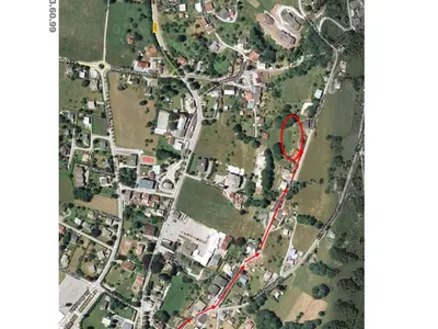 a map of a neighborhood with a red circle at Appartement lumineux T3 pour 4-6 pers avec WIFI et parking à Samoëns - FR-1-624-128 in Samoëns