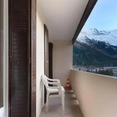 Les Pècles Mt Blanc - Chamonix Center