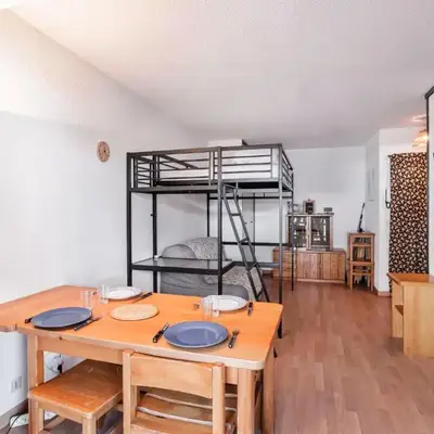 Apartment La Comtesse-10 by Interhome
