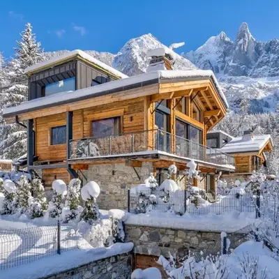 Chalet Red Fox