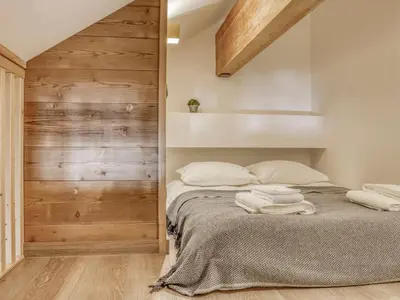 a window with a view of snow covered mountains at Studio cosy avec mezzanine, proche centre et télécabine - 2 pers. - FR-1-663-20 in Saint-Gervais-les-Bains
