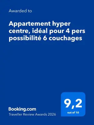 a screenshot of a cell phone with the words agreement hyper centre ideal pour at Appartement hyper centre, idéal pour 4 pers possibilité 6 couchages in Chamonix-Mont-Blanc